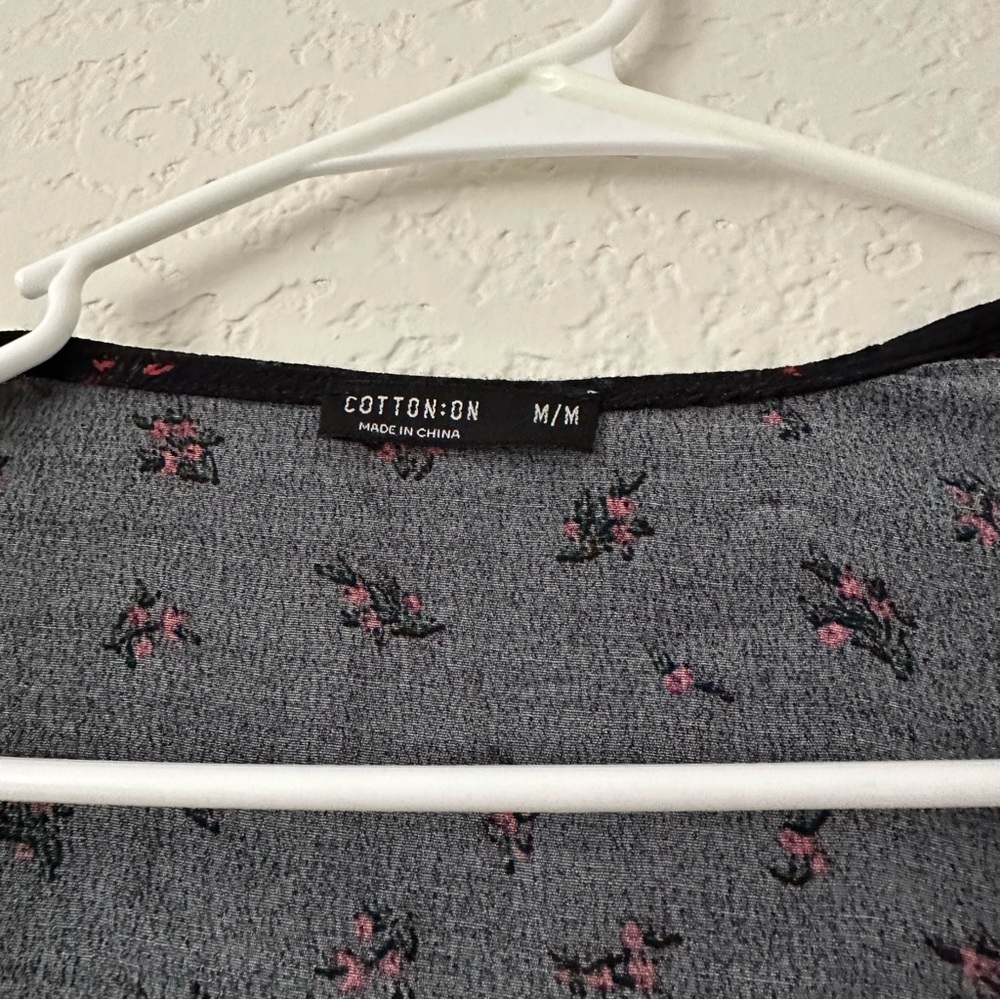 Cotton On Floral Wrap Tie Knot Crop Top | Size: M